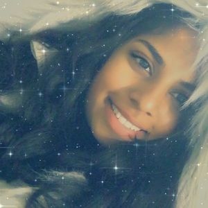 Meet your Posher, Nila